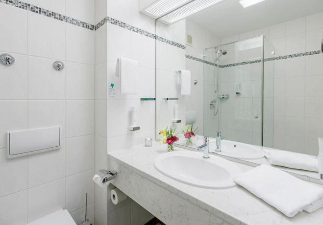 Imagen de la habitación del Hotel Best Living Arotel. Foto 6