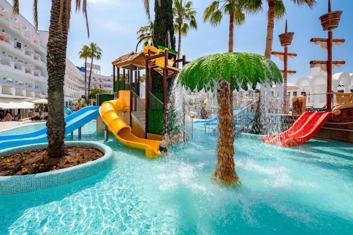 Imagen de los exteriores del Hotel Best Lloret Splash. Foto 15