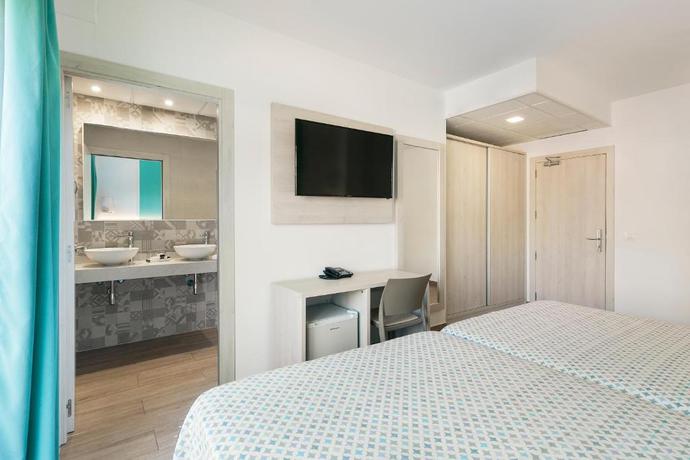 Imagen de la habitación del Hotel Best Lloret Splash. Foto 7