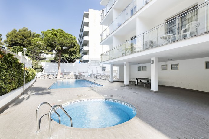 Imagen de la piscina del Hotel Best Los Angeles. Foto 12