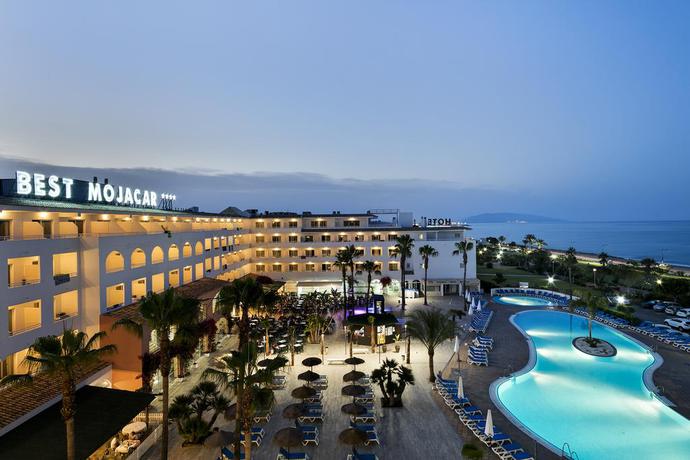 Imagen de los exteriores del Hotel Best Mojacar. Foto 6