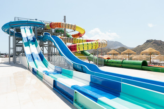 Imagen de la piscina del Hotel Best Mojacar. Foto 25