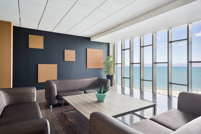 Imagen de los interiores del Hotel Best Negresco. Foto 16