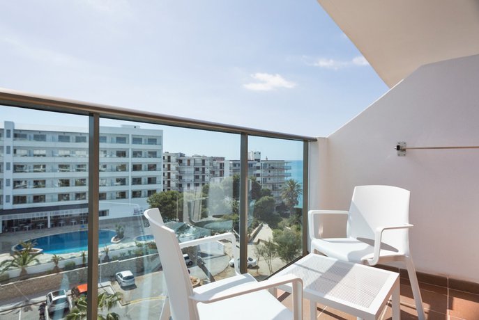 Imagen de los exteriores del Hotel Best Negresco. Foto 11