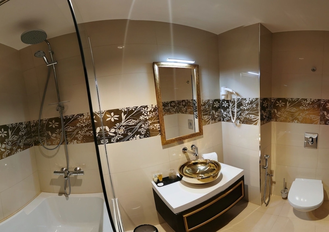 Imagen de la habitación del Hotel Best Night 2. Foto 16