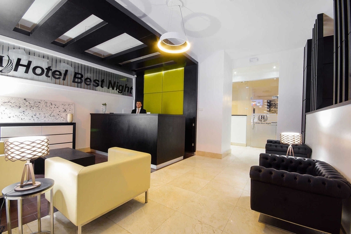 Imagen de los interiores del Hotel Best Night. Foto 8