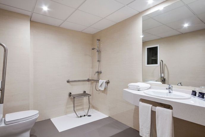 Imagen de la habitación del Hotel Best Oasis Park. Foto 5