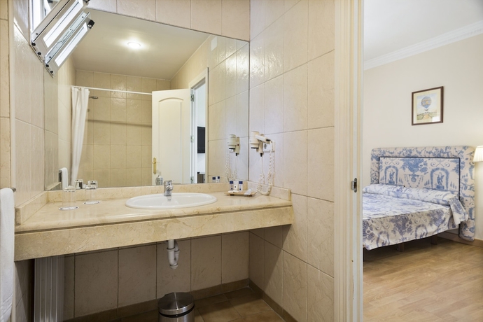 Imagen de la habitación del Hotel Best Osuna Feria Madrid. Foto 11