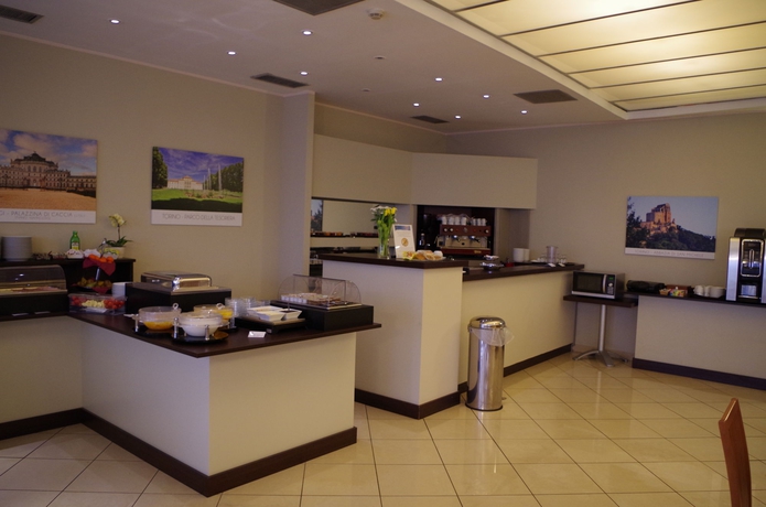 Imagen del bar/restaurante del Hotel Best Quality La Darsena. Foto 5