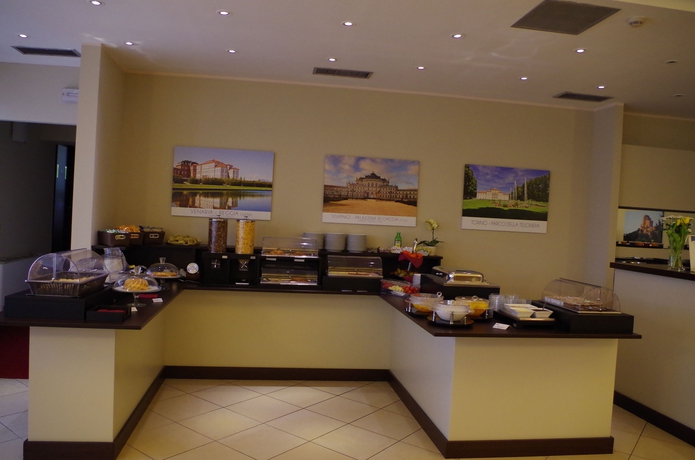 Imagen del bar/restaurante del Hotel Best Quality La Darsena. Foto 9