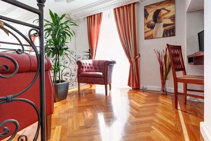 Imagen de los interiores del Hotel Best Roma. Foto 27