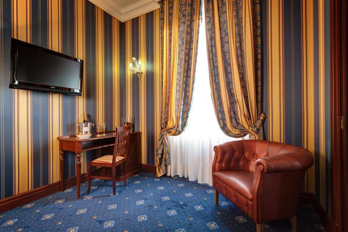 Imagen de la habitación del Hotel Best Roma. Foto 23