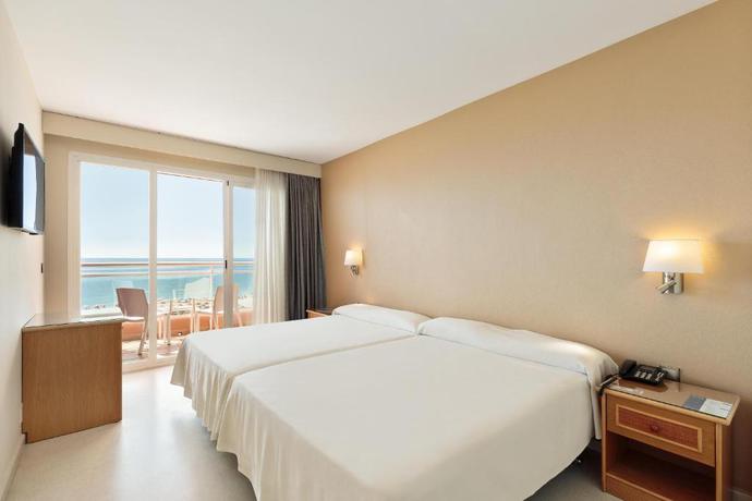 Imagen de la habitación del Hotel Best Roquetas. Foto 10