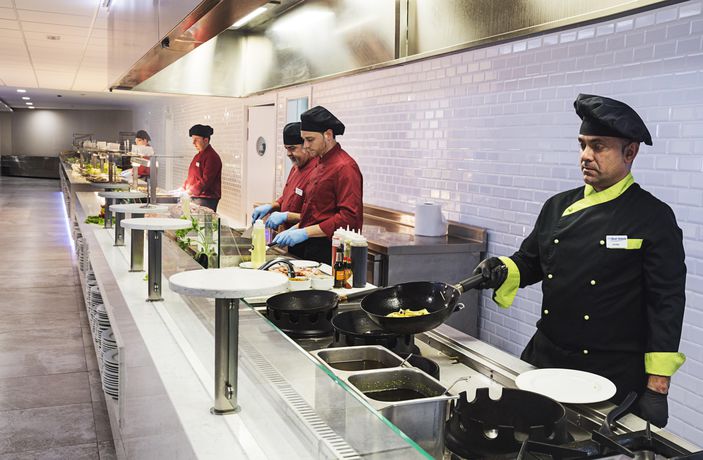 Imagen del bar/restaurante del Hotel Best Sabinal. Foto 2