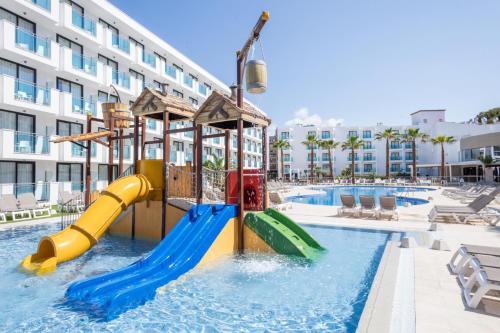 Imagen de la piscina del Hotel Best Sol D'or. Foto 13