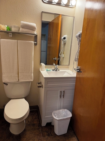 Imagen de la habitación del Hotel Best Studio Inn. Foto 16