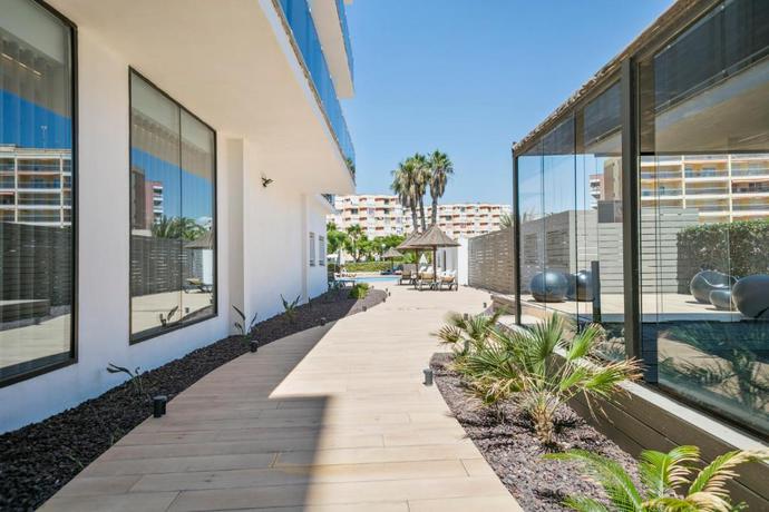 Imagen de los exteriores del Hotel Best Terramarina. Foto 5