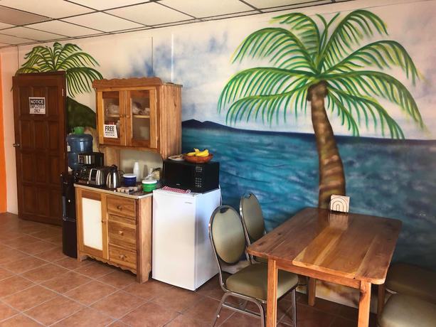 Imagen de los interiores del Hotel Best Time Inn - Car Rental. Foto 20