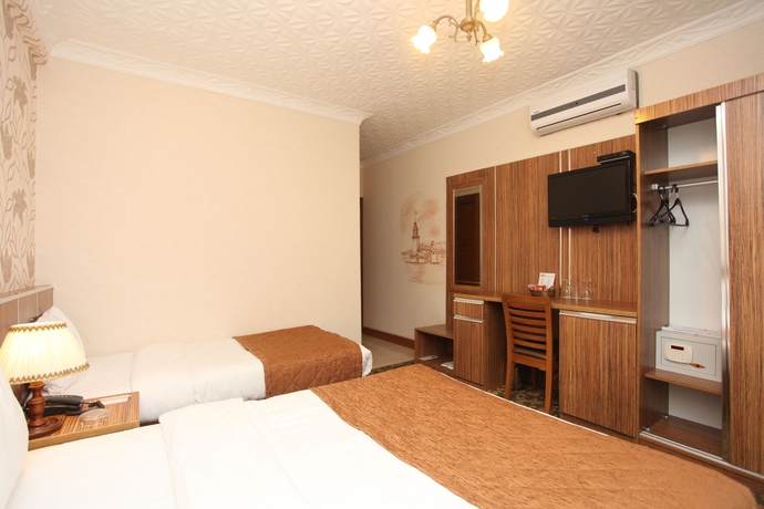 Imagen de la habitación del Hotel Best Town. Foto 12