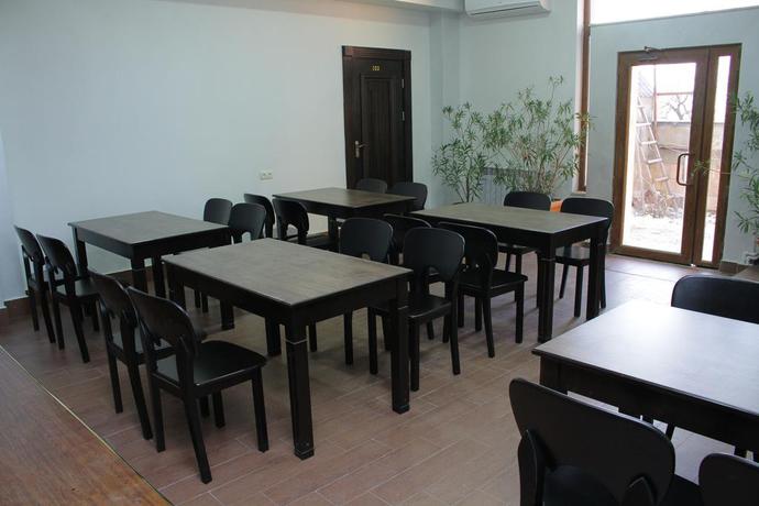 Imagen del bar/restaurante del Hotel Best View. Foto 2