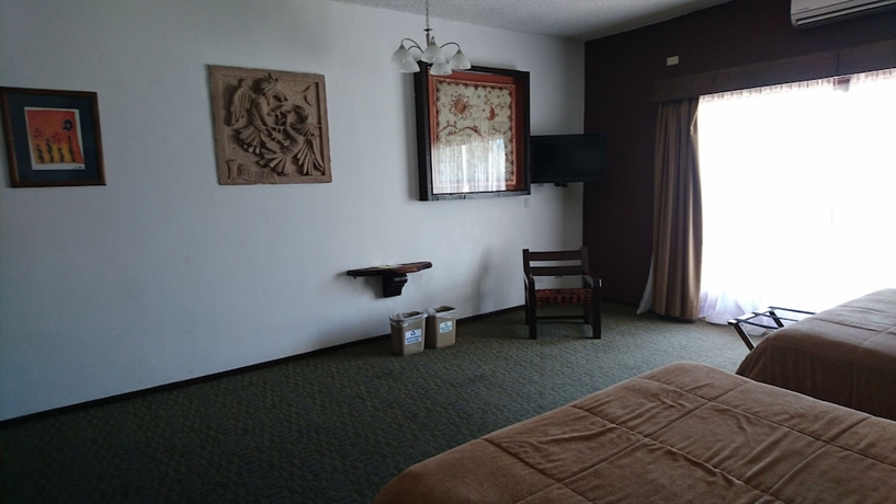 Imagen de la habitación del Hotel Best W El Cid Ensenada. Foto 4