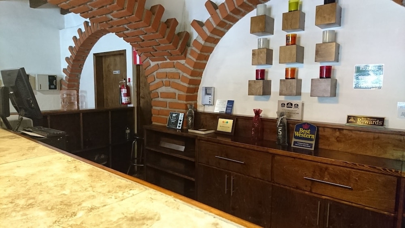 Imagen de los interiores del Hotel Best W El Cid Ensenada. Foto 15