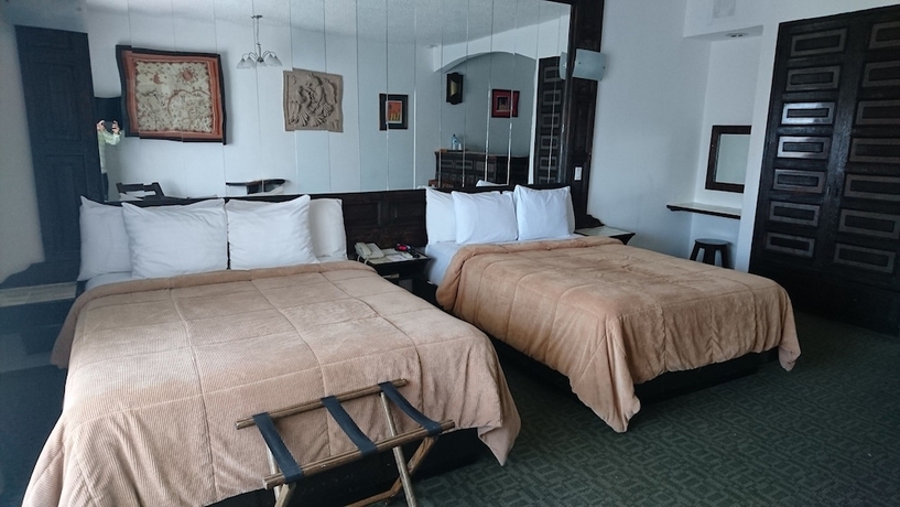 Imagen de la habitación del Hotel Best W El Cid Ensenada. Foto 10