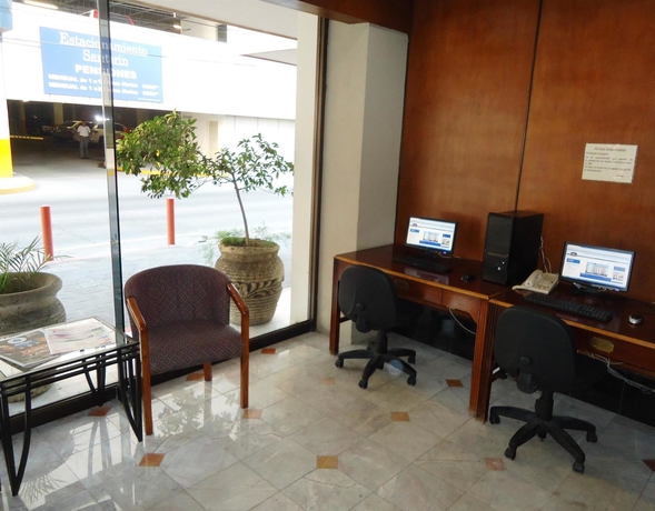 Imagen de los interiores del Hotel Best W Santorin Victoria. Foto 11