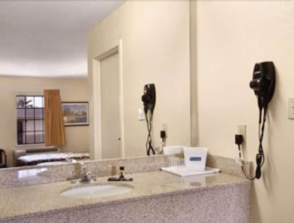 Imagen de la habitación del Hotel Best Way Inn and Suites. Foto 8