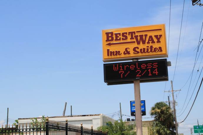 Imagen general del Hotel Best Way Inn and Suites. Foto 2