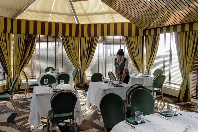 Imagen del bar/restaurante del Hotel Best Western Aberavon Beach. Foto 4