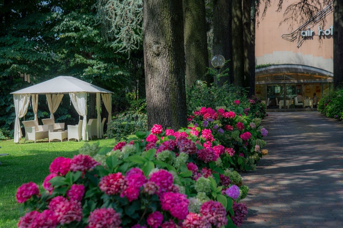 Imagen de los exteriores del Hotel Best Western Air Milano Linate. Foto 15