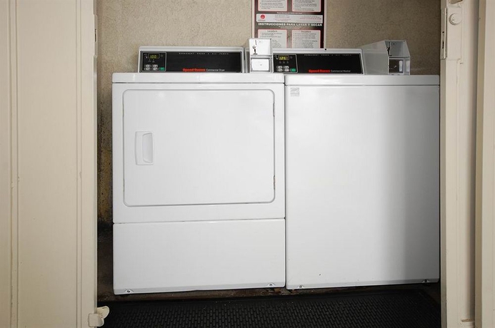 Imagen de los interiores del Hotel Best Western Airpark Hotel - Los Angeles LAX Airport. Foto 12