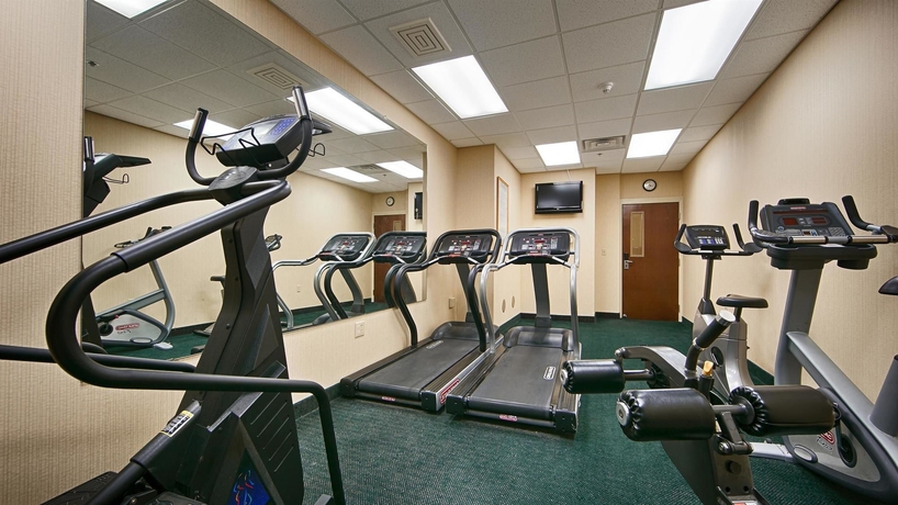 Imagen de los interiores del Hotel Best Western Airport Inn and Suites Cleveland. Foto 11