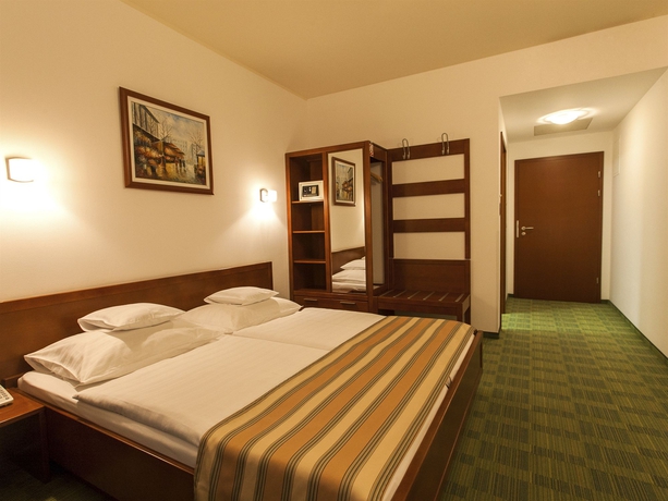 Imagen de la habitación del Hotel Best Western Airport Stella. Foto 6