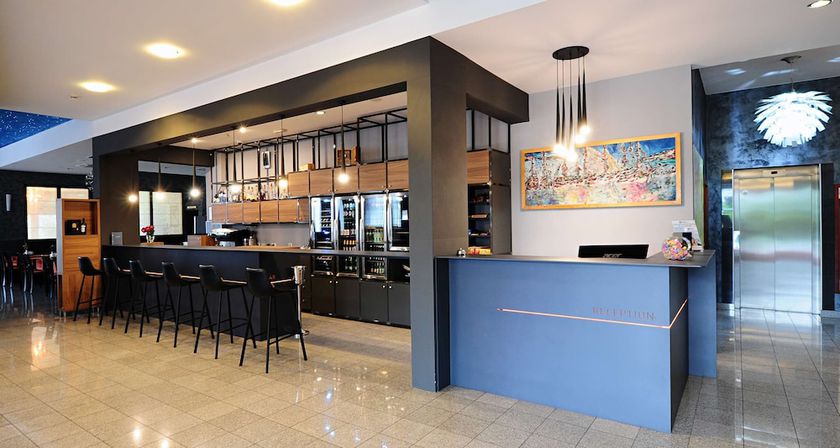 Imagen de los interiores del Hotel Best Western Airport Stella. Foto 9