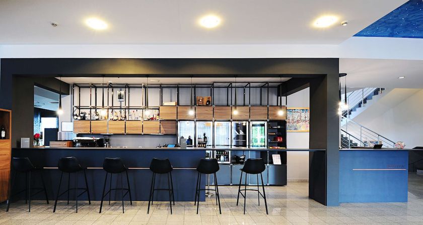 Imagen de los interiores del Hotel Best Western Airport Stella. Foto 10