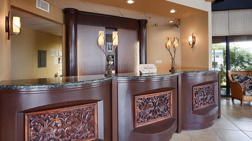 Imagen de los interiores del Hotel Best Western Aku Tiki Inn. Foto 13