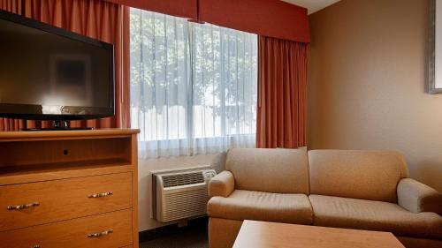 Imagen de la habitación del Hotel Best Western Aladdin Inn. Foto 5