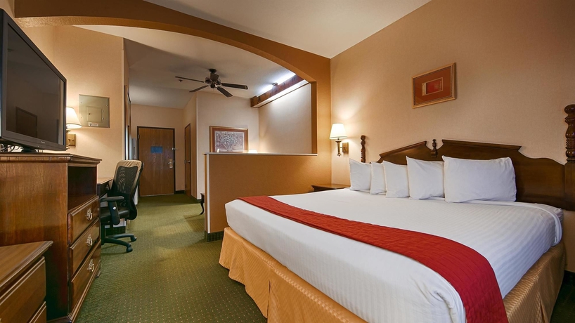 Imagen de la habitación del Hotel Best Western Alamo Suites. Foto 2