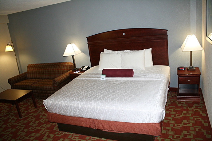 Imagen de la habitación del Hotel Best Western Albemarle Inn. Foto 4