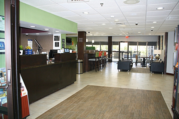 Imagen de los interiores del Hotel Best Western Albemarle Inn. Foto 18
