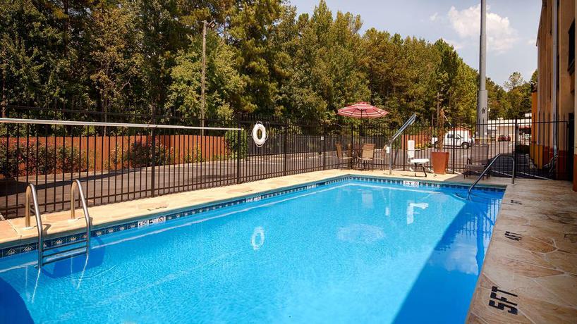Imagen de la piscina del Hotel Best Western Allatoona Inn and Suites. Foto 19