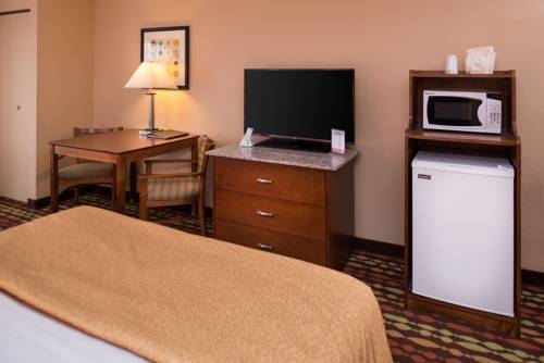 Imagen de la habitación del Hotel Best Western Ambassador Inn and Suites. Foto 5
