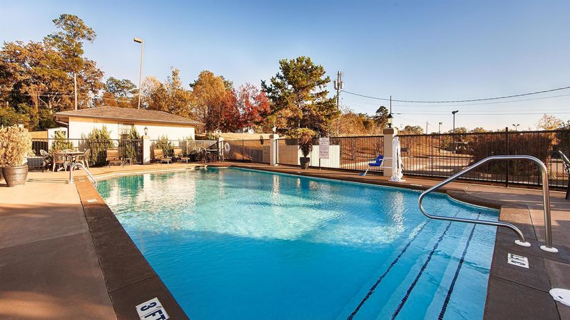 Imagen de la piscina del Hotel Best Western Andalusia Inn. Foto 16