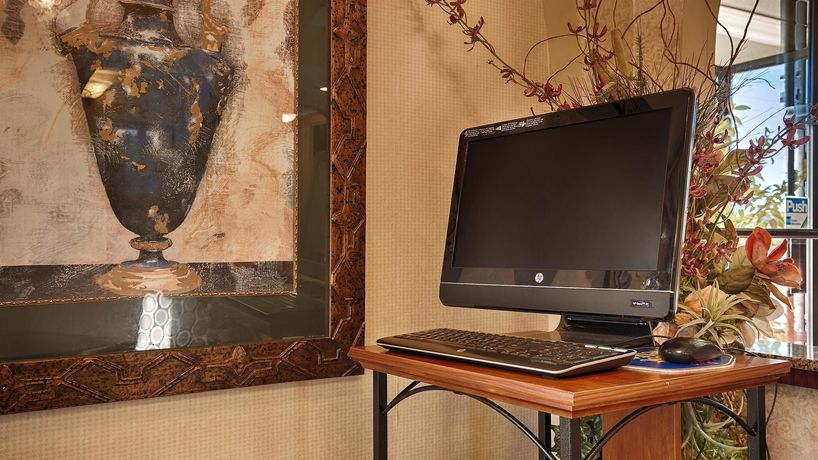 Imagen de los interiores del Hotel Best Western Andalusia Inn. Foto 15