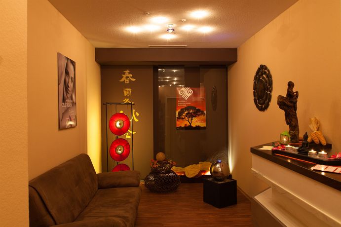 Imagen de la piscina del Hotel Best Western Aparthotel Birnbachhoehe. Foto 16