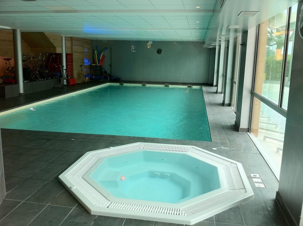 Imagen de la piscina del Hotel Best Western Aquakub. Foto 16