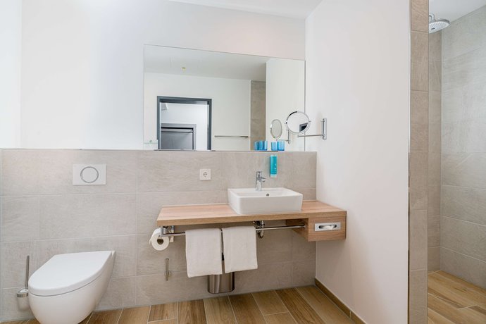 Imagen de la habitación del Hotel Best Western Arabellapark Muenchen. Foto 7