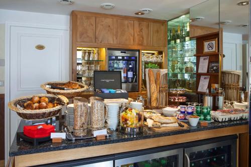 Imagen de la habitación del Hotel Best Western Aramis Saint germain. Foto 4